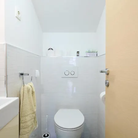 Lola * 두브로브니크