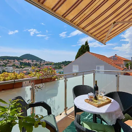 Lola * Dubrovník