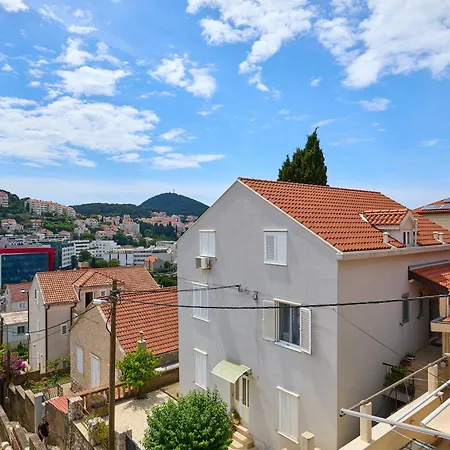 Lola Dubrovnik